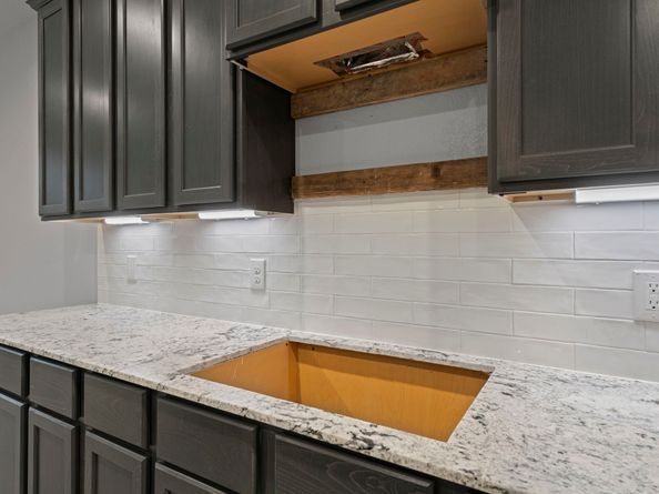 3231 Bushy Hawthorne Drive, Conroe TX 77301