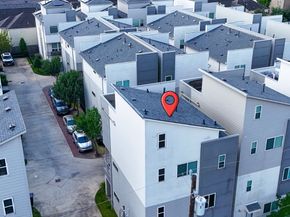 350 Eado Park Circle, Houston TX 77020