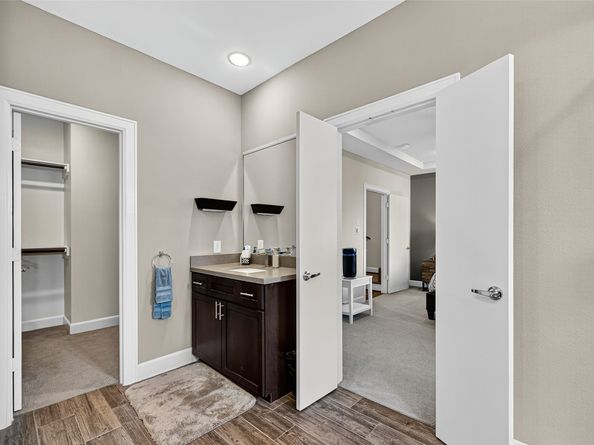 350 Eado Park Circle, Houston TX 77020