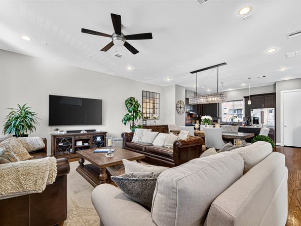 350 Eado Park Circle, Houston TX 77020
