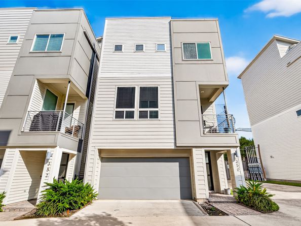 350 Eado Park Circle, Houston TX 77020