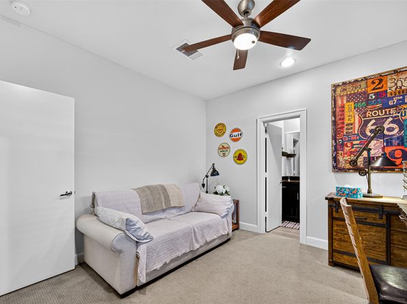 350 Eado Park Circle, Houston TX 77020