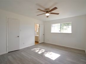 6219 Darlinghurst Drive, Houston TX 77085