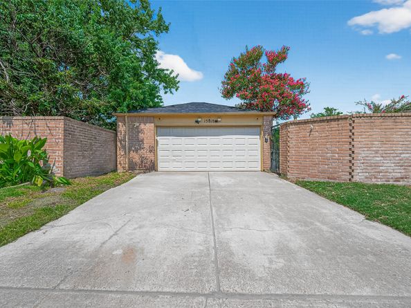 15818 Alta Mar Drive, Houston TX 77083