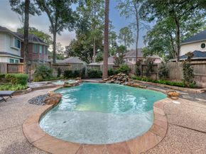 911 Chisel Point Drive, Houston TX 77094