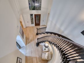 911 Chisel Point Drive, Houston TX 77094