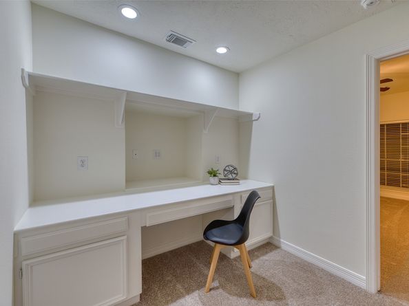 911 Chisel Point Drive, Houston TX 77094