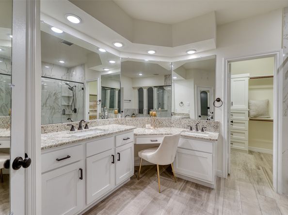 911 Chisel Point Drive, Houston TX 77094