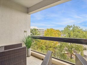 49 Briar Hollow Lane 505, Houston TX 77027