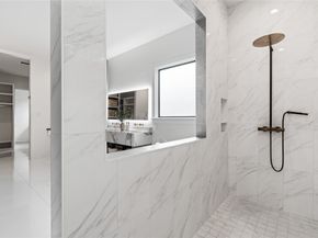 9118 Cathey Lane, Houston TX 77080