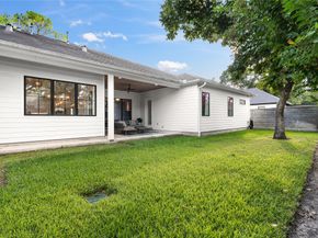 9118 Cathey Lane, Houston TX 77080