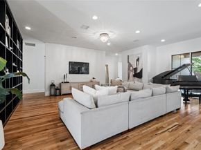 9118 Cathey Lane, Houston TX 77080