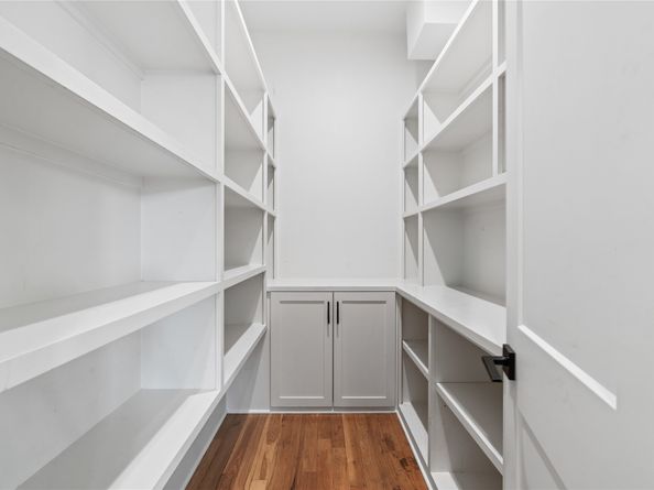 9118 Cathey Lane, Houston TX 77080