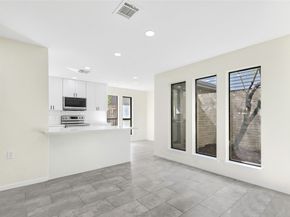 8726 Wildforest Drive, Houston TX 77088