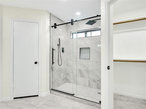 8726 Wildforest Drive, Houston TX 77088