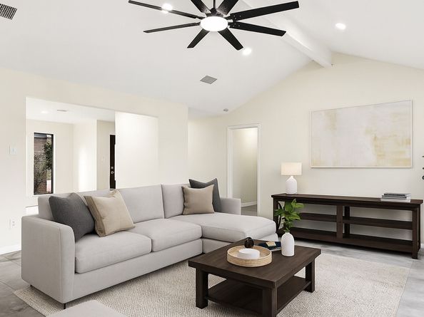 8726 Wildforest Drive, Houston TX 77088