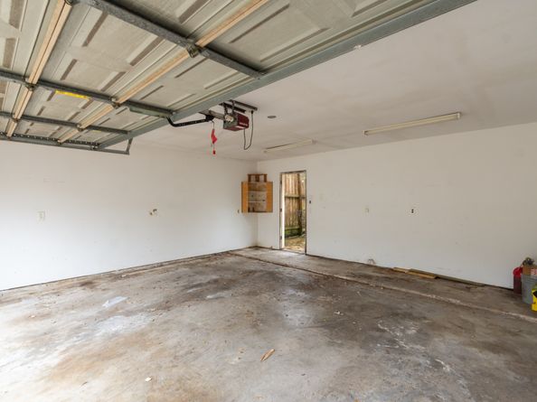 1911 Trixie Lane, Houston TX 77042