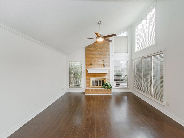 1911 Trixie Lane, Houston TX 77042