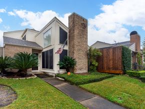 1911 Trixie Lane, Houston TX 77042