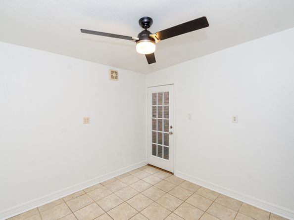 1911 Trixie Lane, Houston TX 77042