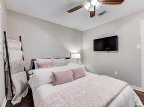 1711 S Kirkwood Road, Houston TX 77077