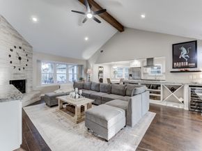 1711 S Kirkwood Road, Houston TX 77077