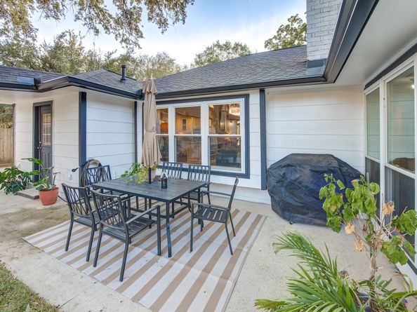 1711 S Kirkwood Road, Houston TX 77077