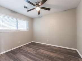 7015 Pine Vista Lane, Houston TX 77092