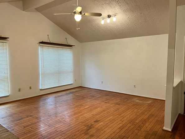 3702 Echo Grove Lane, Houston TX 77043