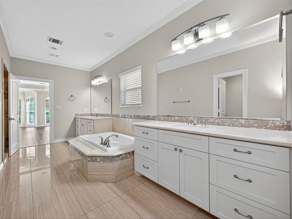 23 Olmstead Row, The Woodlands TX 77380