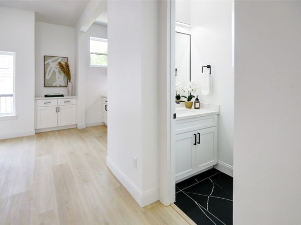 1214 W 24th Street C, Houston TX 77008