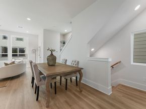 4707 Thornton Villas Lane, Houston TX 77018