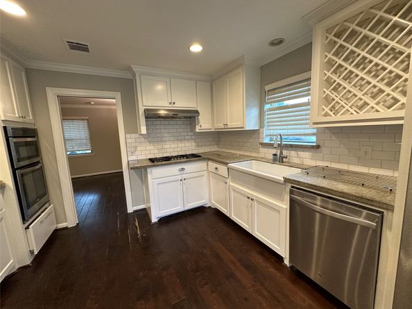 8038 Carvel Lane, Houston TX 77036