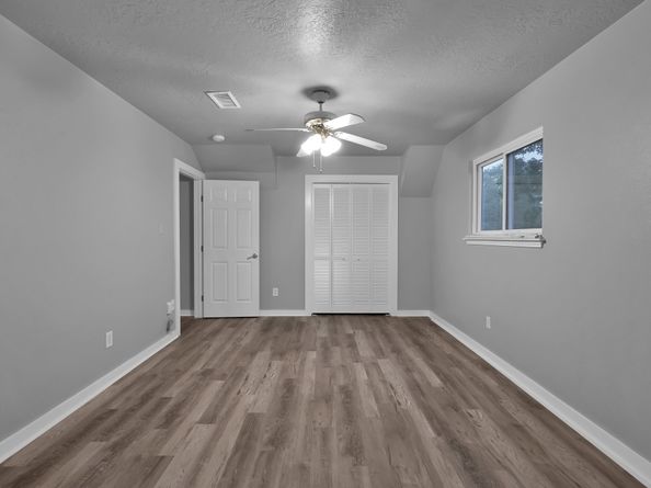 402 Pine Manor Dr, Conroe TX 77385