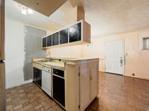 3271 Sul Ross Street 8, Houston TX 77098