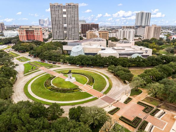 3271 Sul Ross Street 8, Houston TX 77098