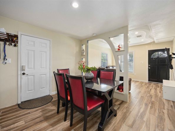 2311 Russell Street, Houston TX 77026