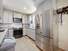 2311 Russell Street, Houston TX 77026