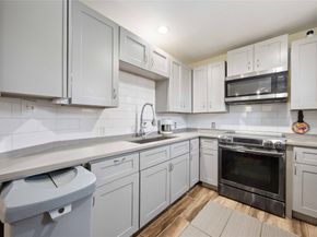 2311 Russell Street, Houston TX 77026