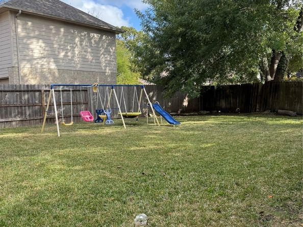 9731 New Kent Drive, Sugar Land TX 77498