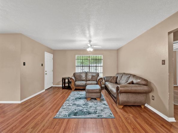 12821 Donegal Way, Houston TX 77047