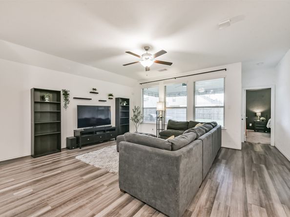 23906 Olivenza Trail, New Caney TX 77357