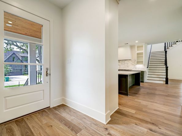 1510 Chantilly Lane, Houston TX 77018