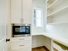 1510 Chantilly Lane, Houston TX 77018