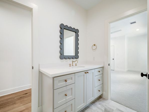 1510 Chantilly Lane, Houston TX 77018