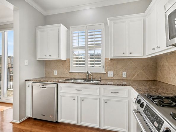 1014 Rochow Street, Houston TX 77019