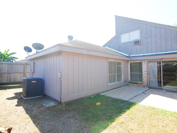 6207 Grandvale Drive, Houston TX 77072