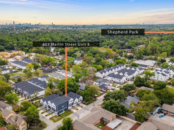 803 Martin Street B, Houston TX 77018