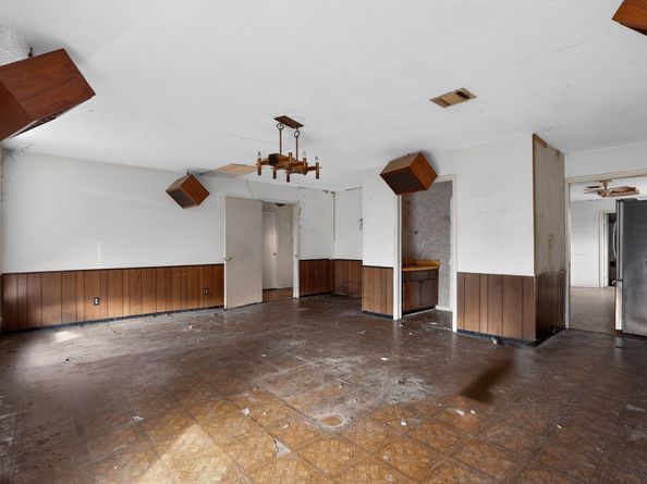 16119 Pine Street, Channelview TX 77530