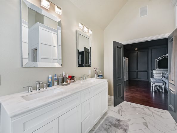 263 Wood Loop Street, Houston TX 77015